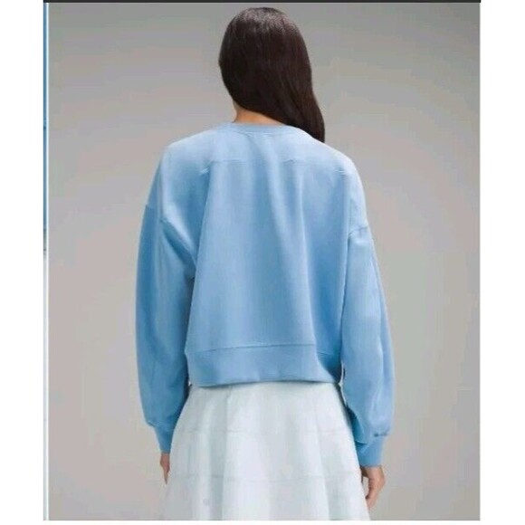 Lululemon Softstreme Perfectly Oversized Cropped CrewAero Blue W3GL9S Size 6 - Picture 3 of 7